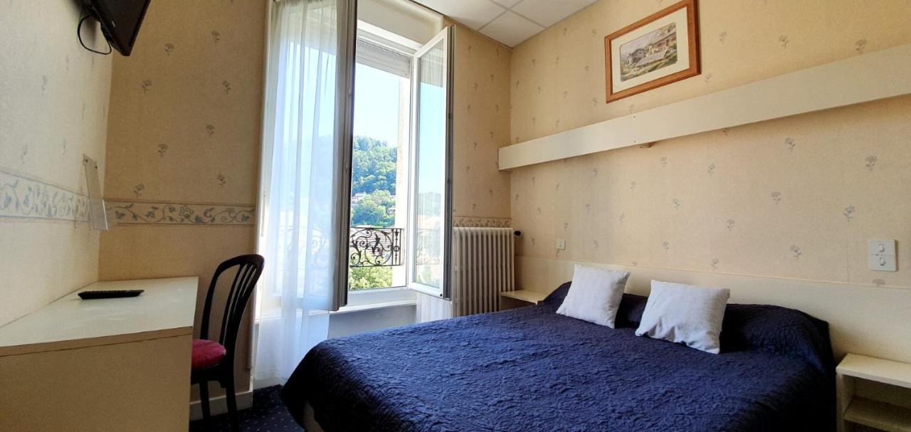 Hotel Saint Jean Vals-les-Bains Exterior photo